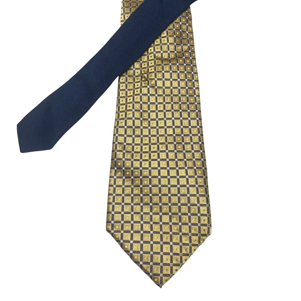 Tommy Hilfiger Mens Tie Blue Gold 2 Toned EUC Geometric 100% Silk Preppy